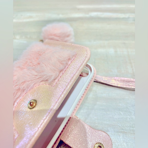 LIKE NEW Cute Pink Fuzzy Phone Case for iPhone 8 - Picture 4 of 4